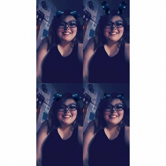 Meet your Posher, Carolina - Picture 1 of 1